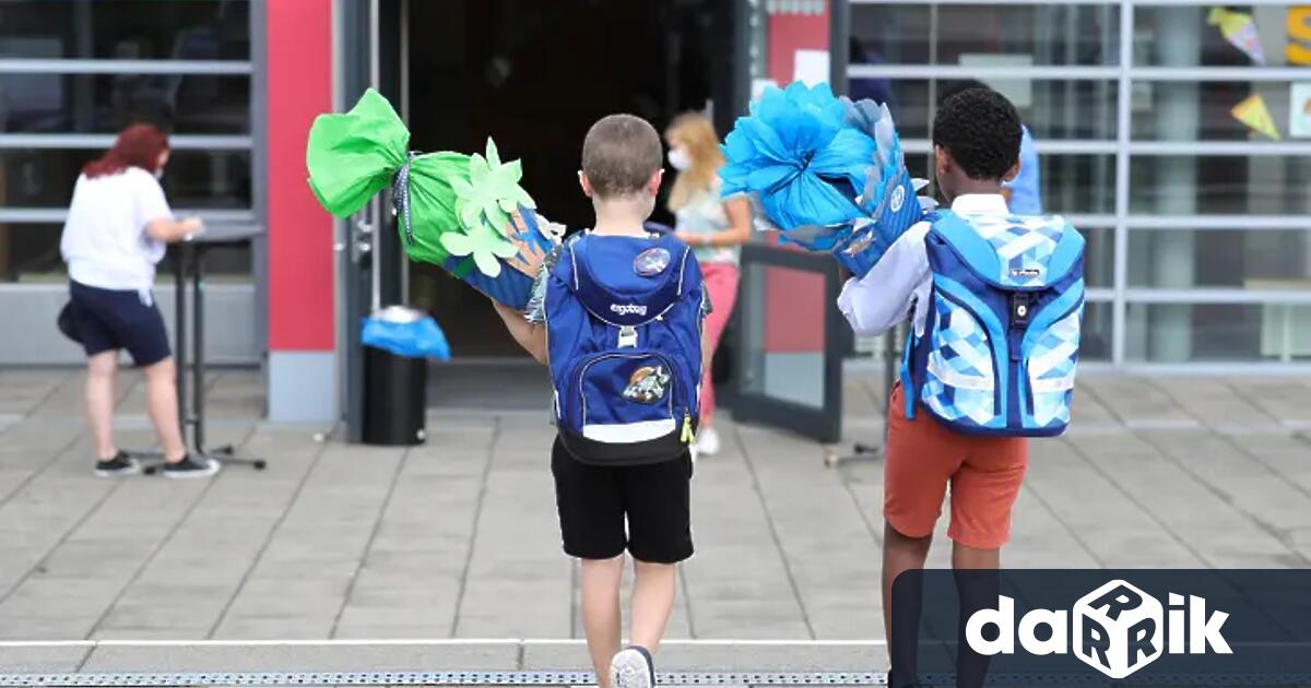 На прага на Новата учебната година подготовката за ученика е