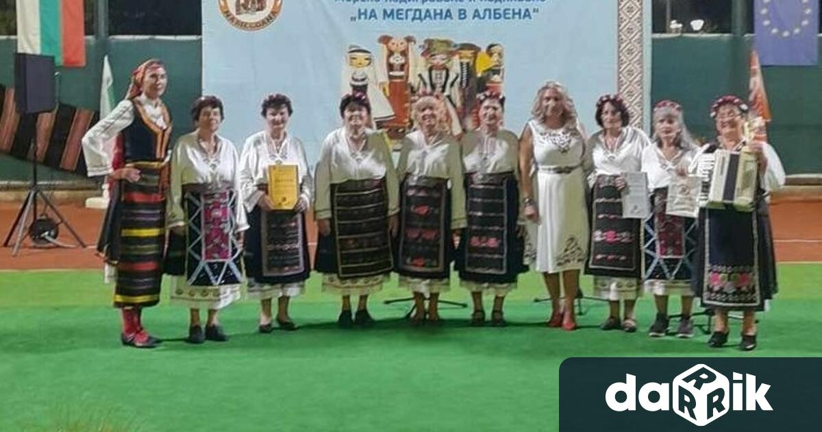 Женска фолклорна група Детелини при НЧ Георги Парцалев 1901 гр Левски