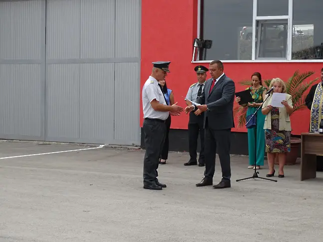 Зам.-министър Тодоров: Реновирането на пожарния участък в Сторгозия е част от нашия отговор към отговорната мисия, която пожарникарите всекидневно изпълняват