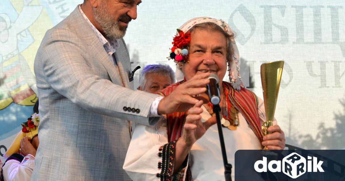 Народно читалище Отец Паисий 1926 както и пенсионерски клуб Надежда