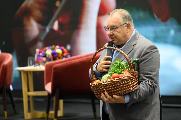  “Как да живеем до 100: Longevity Summit ”: Ключът на дълголетието е в самите нас 