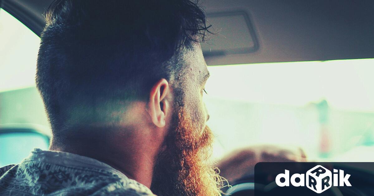 Спипаха дрогиран млад шофьор В пловдивския квартал Тракия екип на