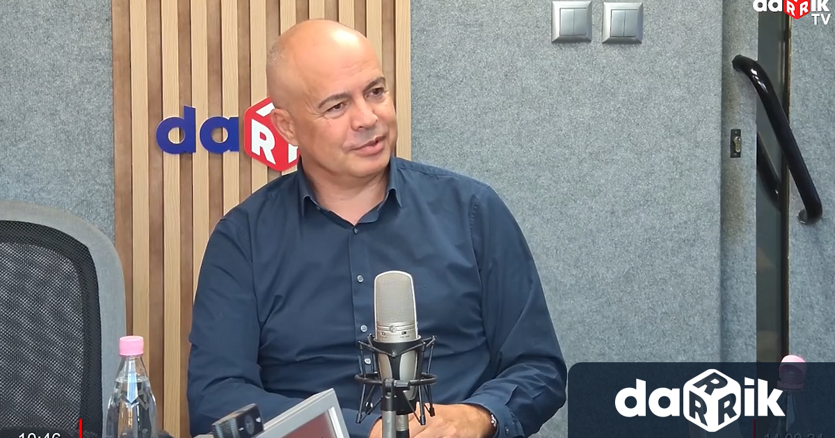 Само седмица след вписването на Атанас Зафиров Борисов стана и