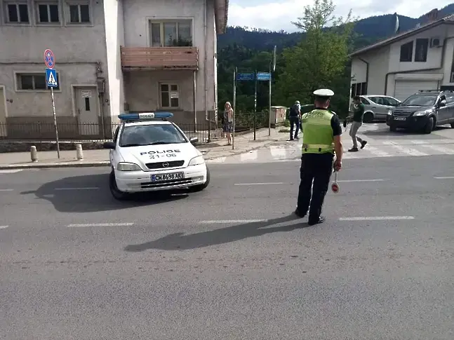 Акция „Децата тръгват на училище! Да ги пазим на пътя!“