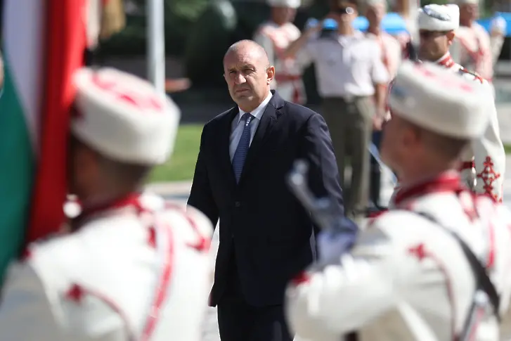  На Деня на София Васил Терзиев насочи обръщение за религия, вяра и мъдрост (СНИМКИ) 