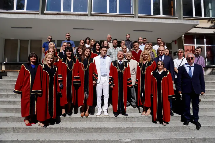 Бургаският държавен университет откри новата си академична година