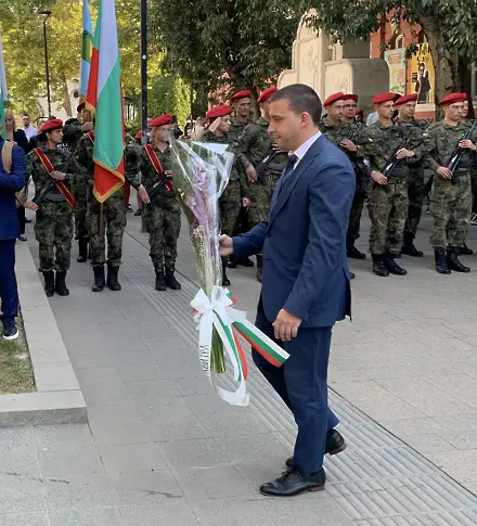 Плевен отбеляза тържествено Деня на независимостта/СНИМКИ/