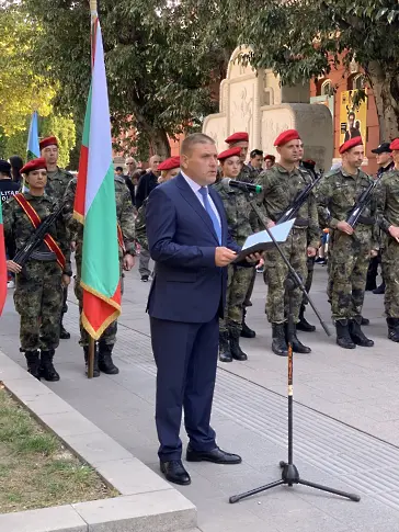 Плевен отбеляза тържествено Деня на независимостта/СНИМКИ/