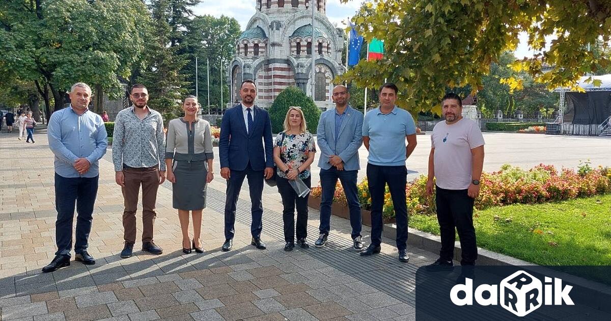 Коалиция Продължаваме Промяната Демократична България регистрира своята листа с кандидати