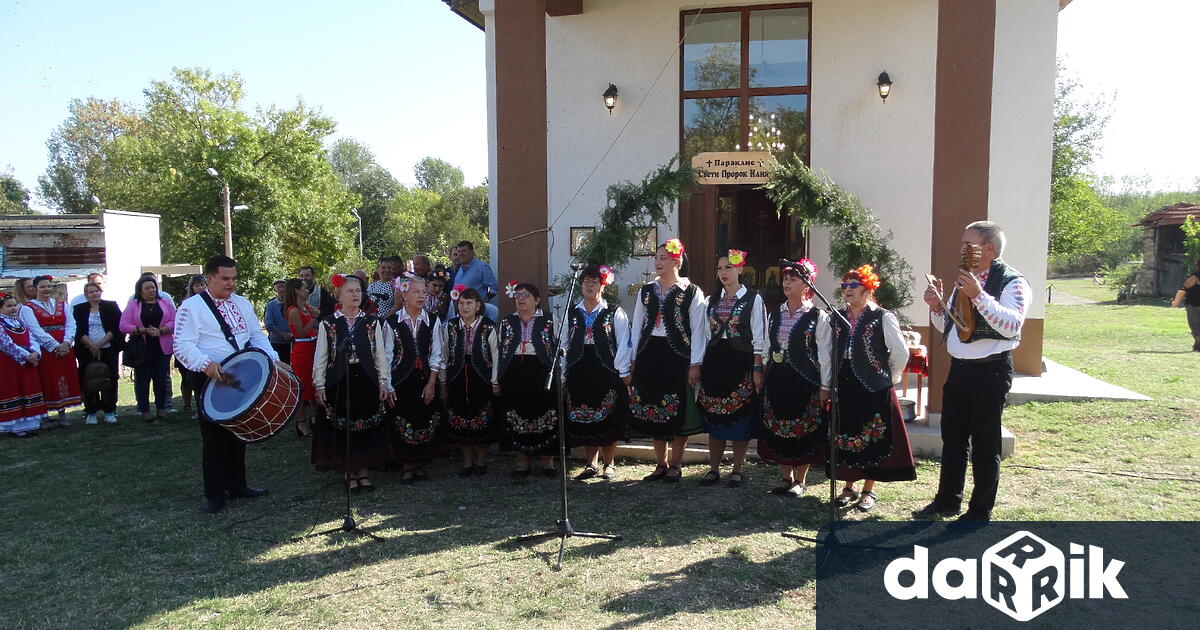 Водосвет бе отслужен за откриването на параклис Св Пророк Илия