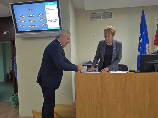  Пепо Петков постави клетва като общински консултант в Плевен 