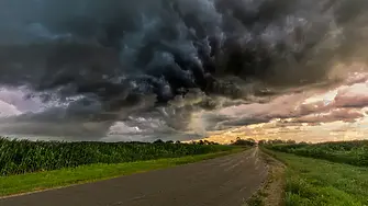 Времето ще е облачно и с дъждове