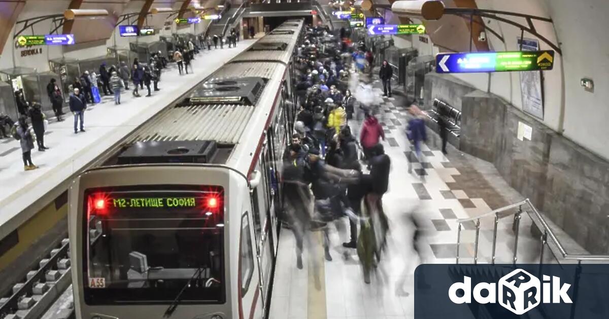 Наводнениевременно спрядвижението наметрото в София в участъка между станциите Сливница“