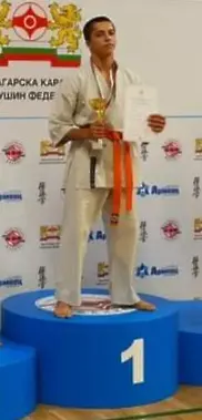 Злато и сребро за каратеките от град Левски на Националния турнир за Купа „Шумен“ 