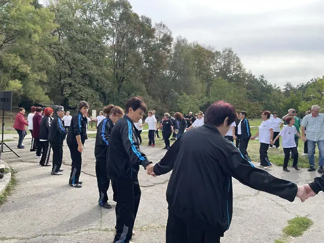 Празник на спорта, здравето и дълголетието за хората от третата възраст в парк „Кайлъка“