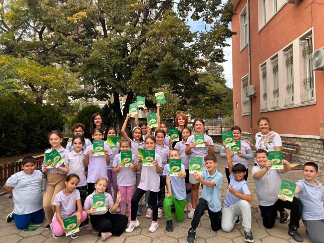 Над 70 деца от Сливен учиха и играха с горски педагози от ЮИДП