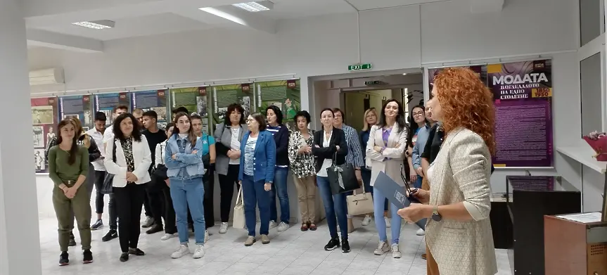 Държавен архив-Плевен представи: Модата в огледалото на едно столетие – от средата на XIX в. до средата на XX в.