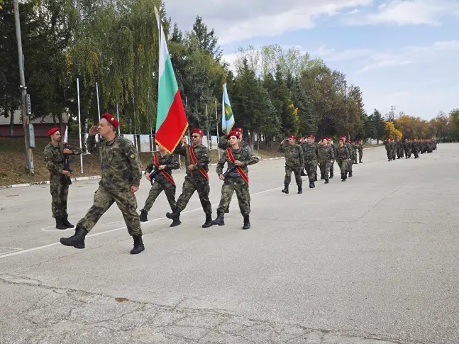 Военно формирование 38220 - Плевен отбеляза 75 години от създаването си/СНИМКИ/