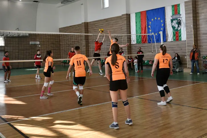 Над 400 деца участваха в турнира за Купата на кмета