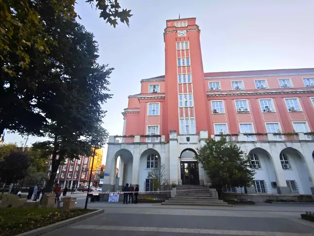 Община Плевен получи 113 000 бюлетини за предстоящите парламентарни избори следващата неделя