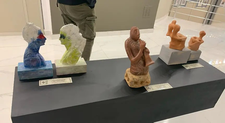 Милчо Талев е носителят на Голямата награда на 12-то Международно биенале на малките форми - Плевен 2024'/СНИМКИ/