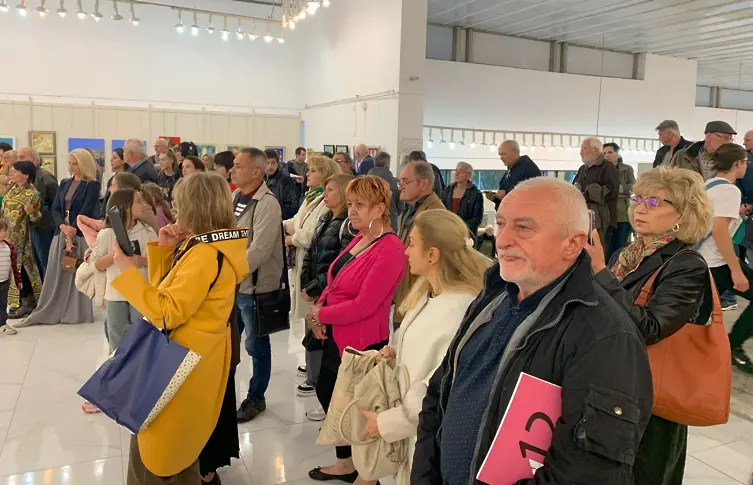 Милчо Талев е носителят на Голямата награда на 12-то Международно биенале на малките форми - Плевен 2024'/СНИМКИ/