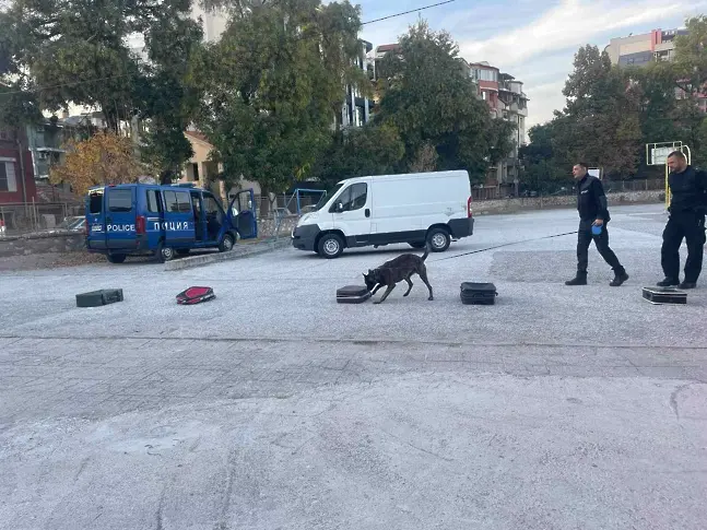 Ученици станаха свидетели на залавяне на „наркодилър“ от обучено куче