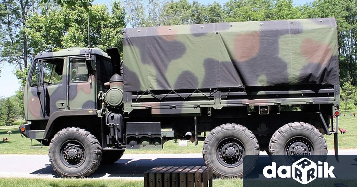 Личен състав и военна техника от състава наот 61 а