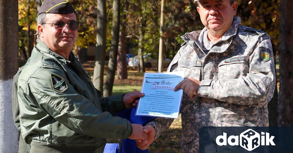 На специална церемония по повод 1 ноември Деня на народните