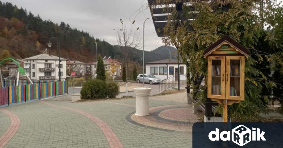 Ученици от СУ Христо Ботев в рудоземското село Чепинци монтираха