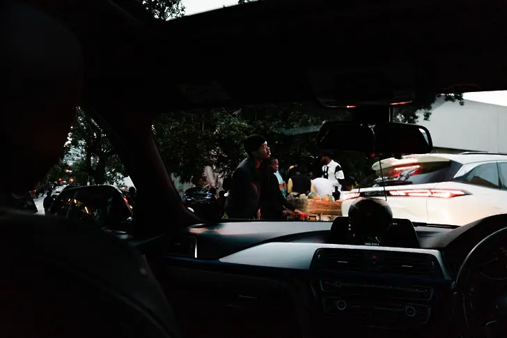  Африкански дневници: Джин и тоник в осем сутринта?  