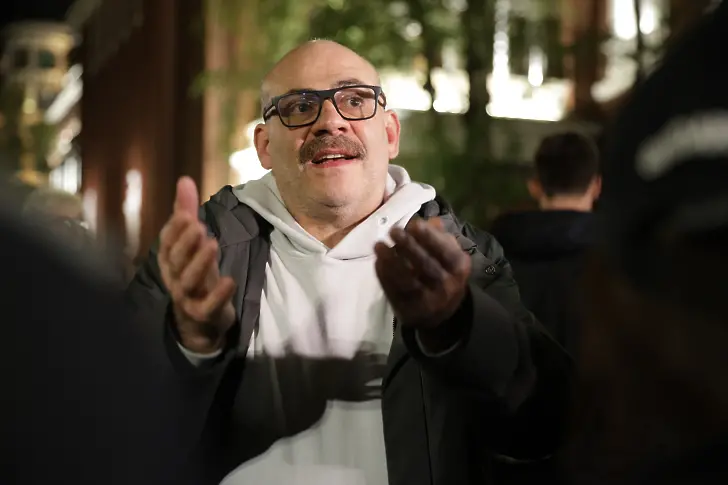  Какво се случи във втората вечер на митинги в поддръжка и против „ Оръжията и индивидът “? (ВИДЕО) 