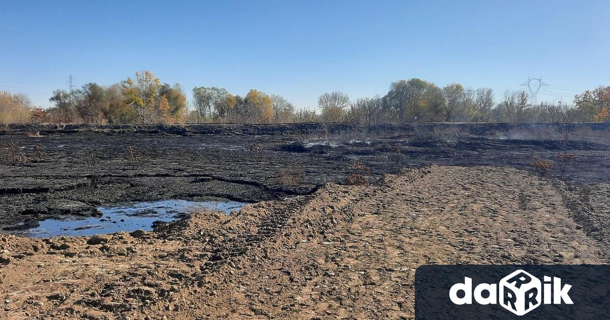 Пожарът на депото за утайки край с Катуница е напълно