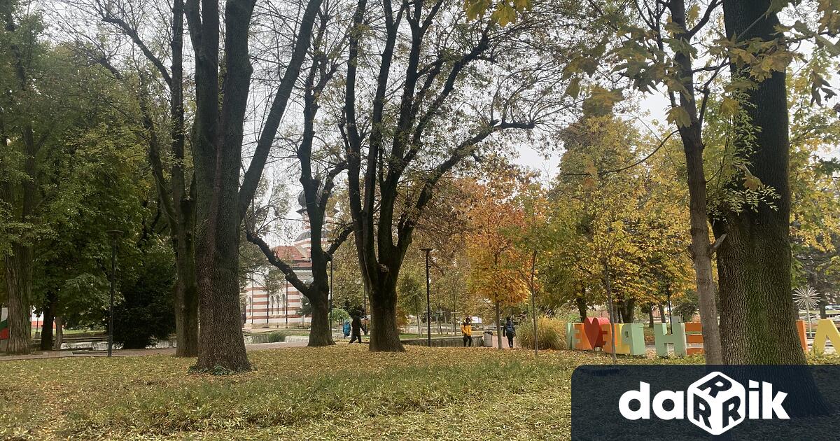 В неделя ще преобладава слънчево време Сутринта в ниските места