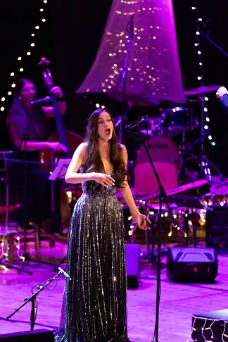  Коледният концерт на Деси Тенекеджиева и Йордан Камджалов: Амалгама от изкуства 