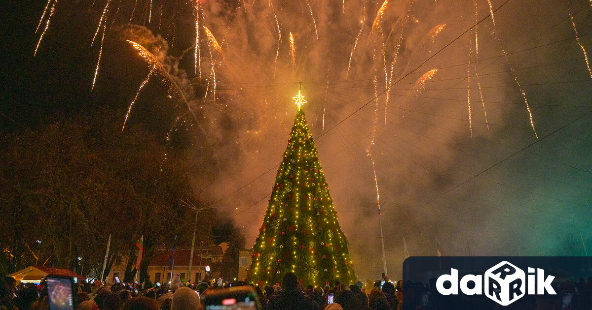 Незабравима Коледа в хармония с природата Грейнаха празничните светлини в