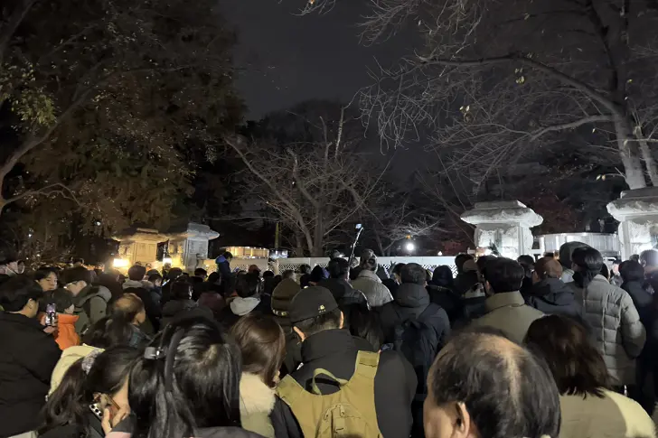  След опит за въвеждане на военно състояние: Президентът на Южна Корея е изправен пред импийчмънт 