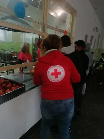  95 деца от община Ябланица, село Александрово и община Ловеч ще получават топъл обяд до края на зимата по план на БЧК - Ловеч 