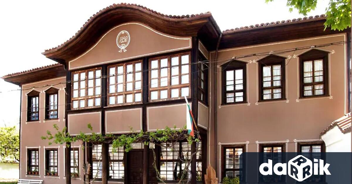 Изложбата Богатство – от предците наследено и с любов съхранено ще представиднес