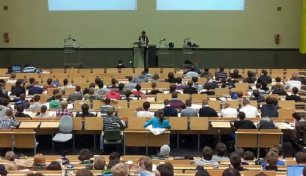 8 декември - Честит празник, студенти!