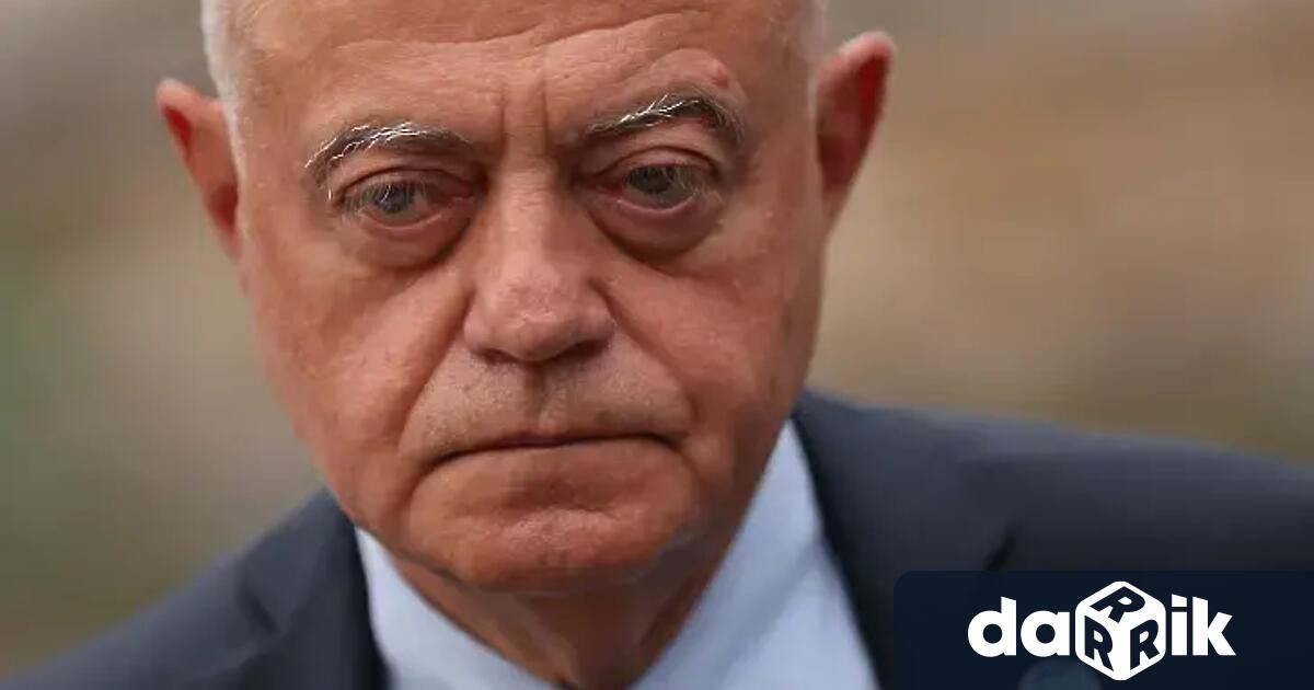 Има ли връзка между президента Румен Радев и бившия лидер