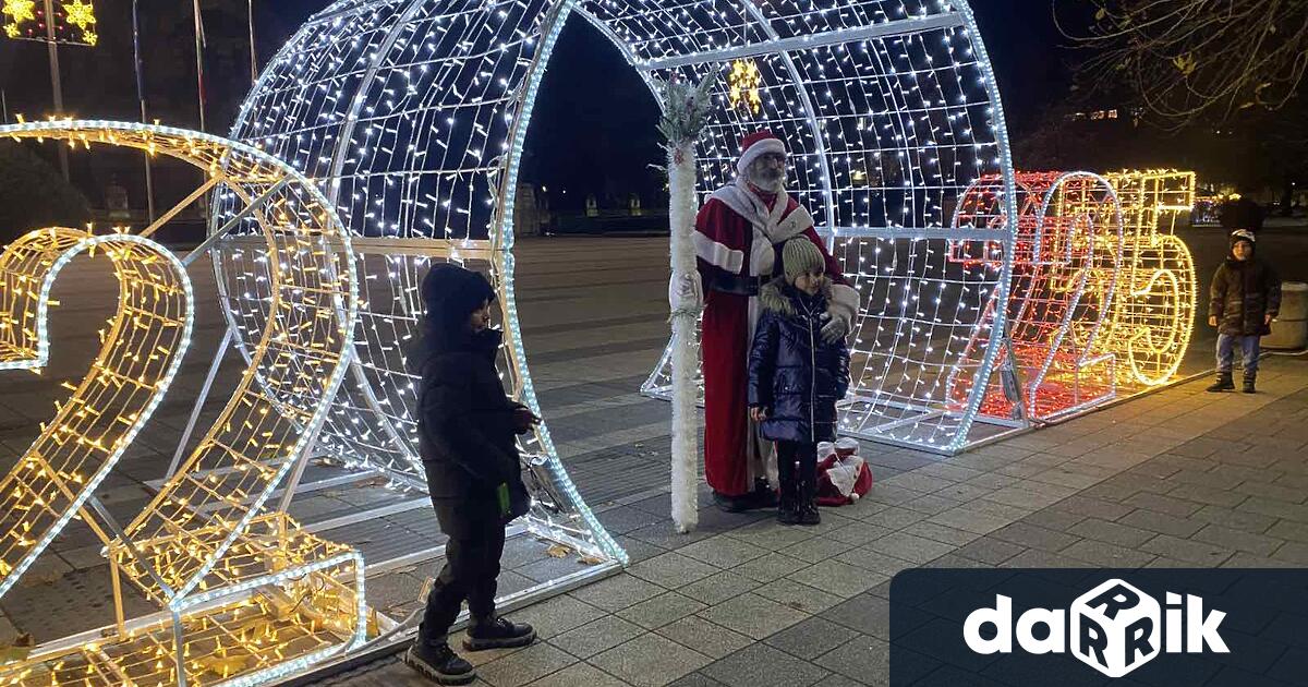 След като на площад Възраждане в центъра на Плевен на