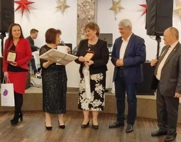  Плевен с премия от Синдиката на българските учители 