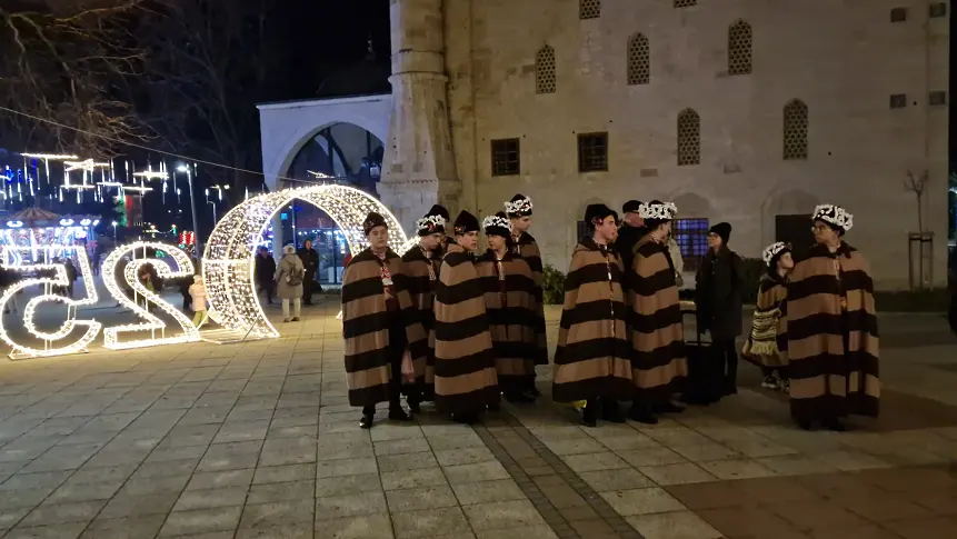  Как се чества Коледа в България? 