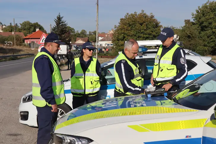 Специализирани полицейски проверки в цялата област Враца за контрол на автомобилите