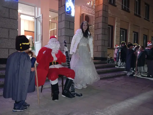 Светли  Коледни празници в село Малчика