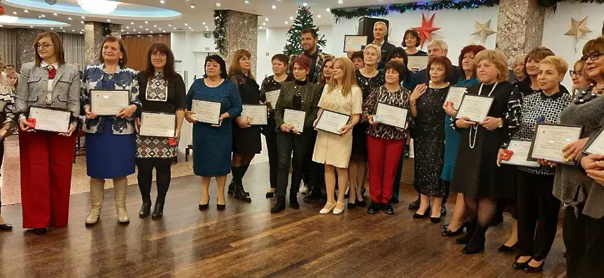  Снежина Любенова от град Левски е удостоена със званието „ Синдикалист на годината ” 