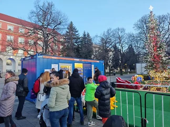  Ледената пързалка в Плевен отвори порти 