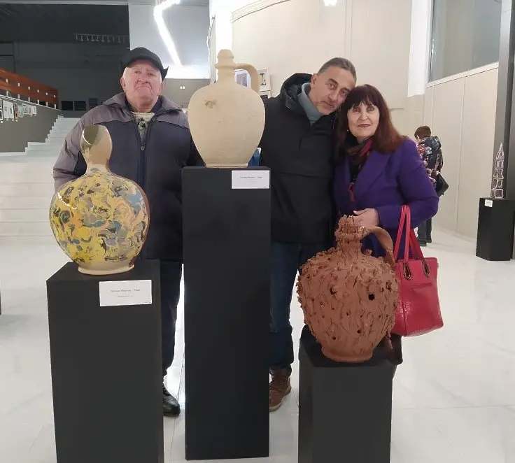  Фестивал на актуалната българска керамика гостува в Плевен до края на януари/СНИМКИ/ 