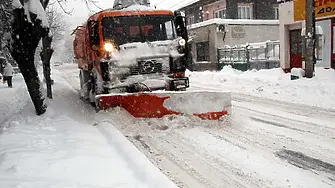 Валежите продължават и днес 